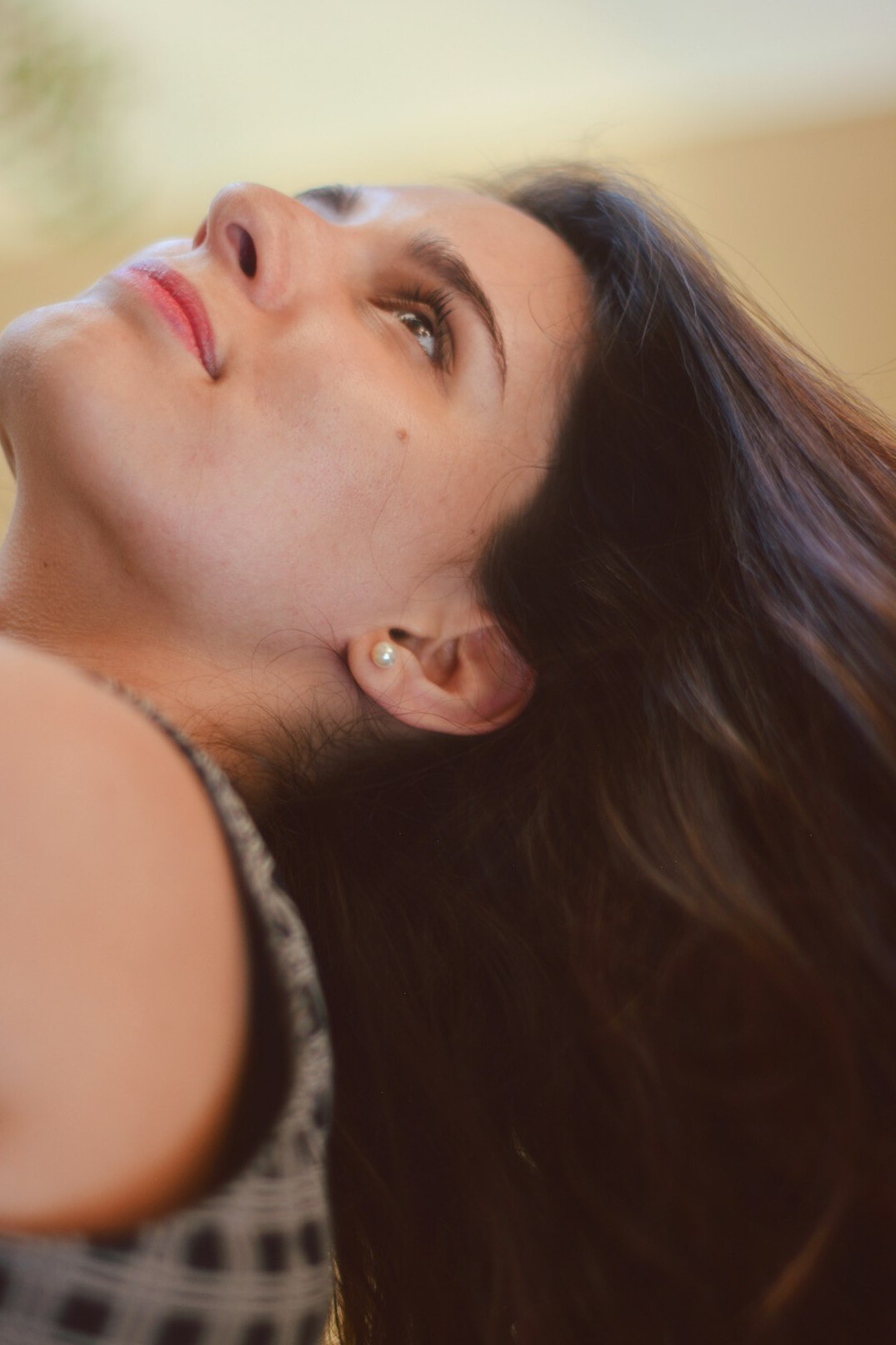 Portrait of a smiling woman with dark hair